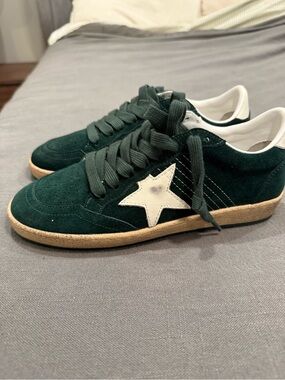 G G dark green suede Ballstar low-top sneakers
